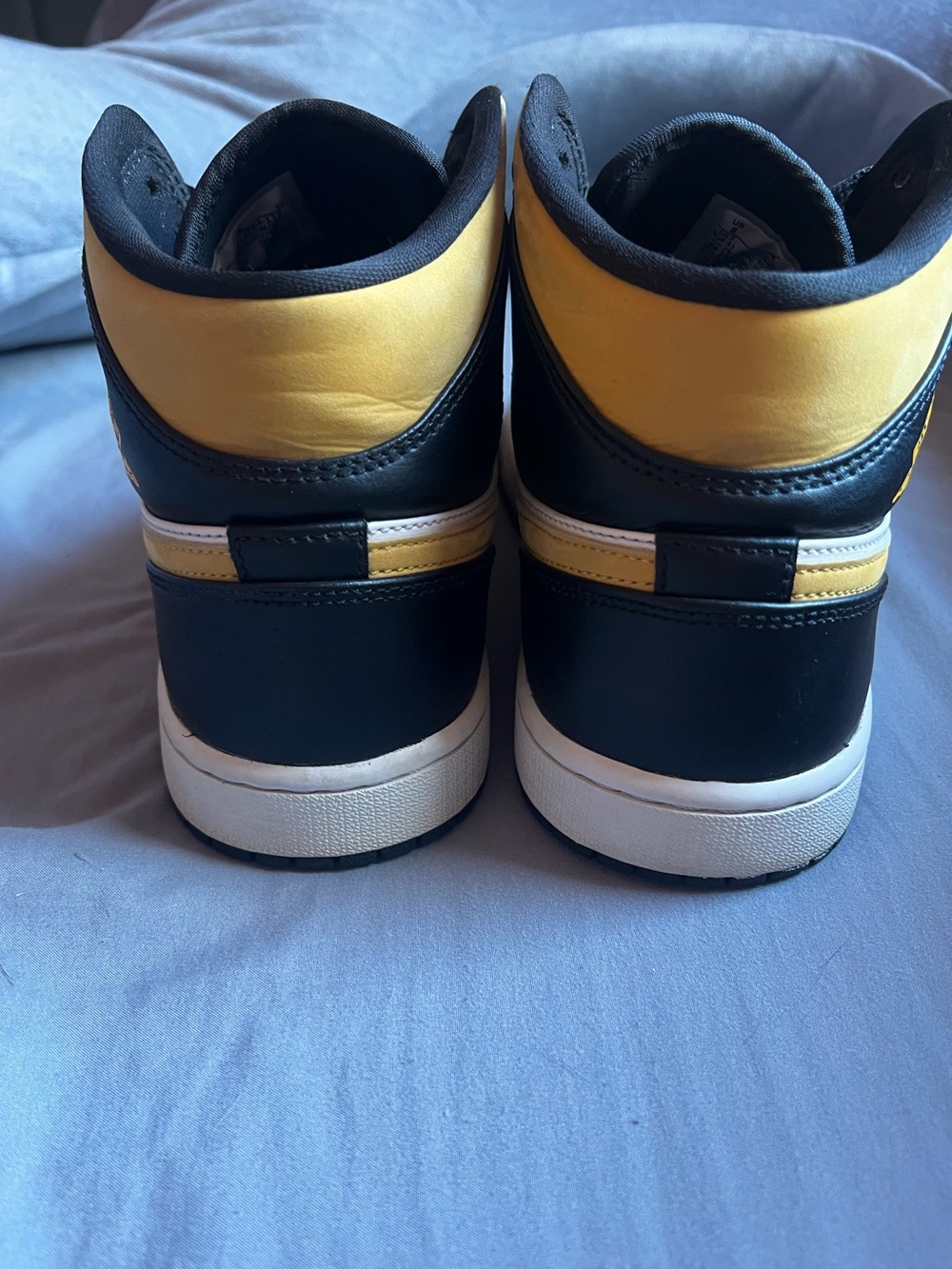 Air Jordan 1 Mid “Black University Gold” / White Pollen Black - Picture 3 of 5
